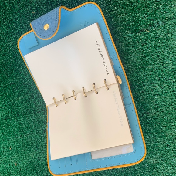 Juicy Couture travel wallet/notepad - Picture 4 of 4